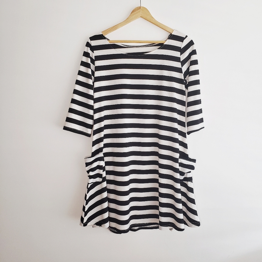 WISH Dress Midi Stripes Black White Size S